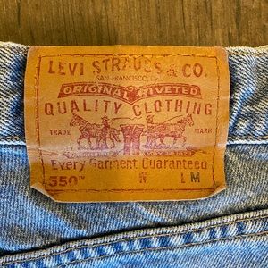 Woman’s Vintage 550 relax fit tapered leg